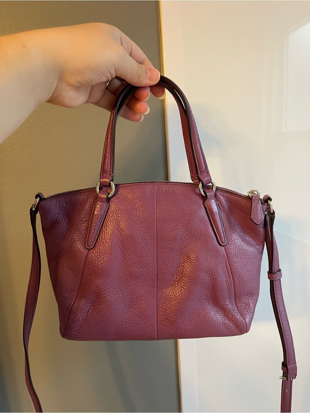 Coach purse - Picture 2 of 3
